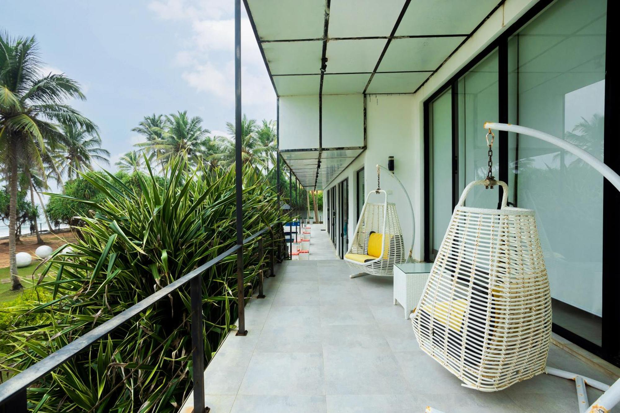 Green Turtle Villa By The Serendipity Collection Bentota Bagian luar foto